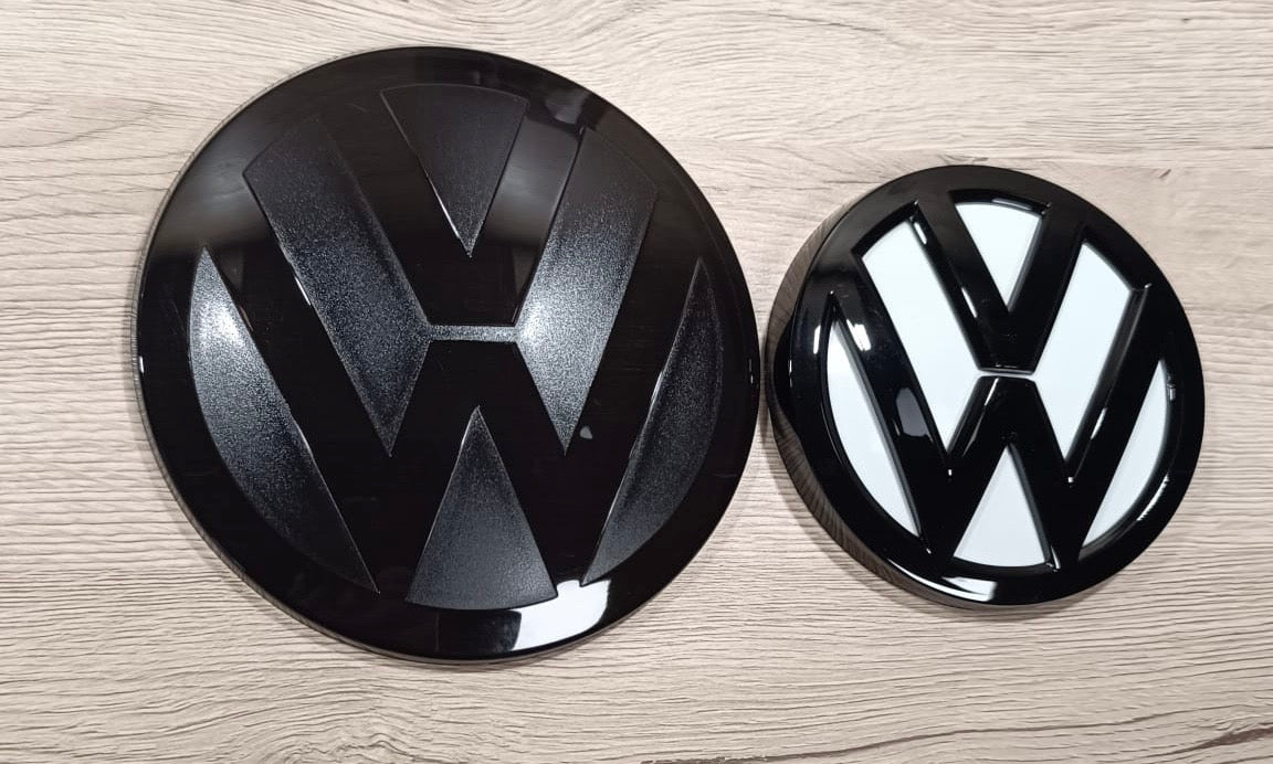 VW Passat B8 Emblem Set Logo Schwarz