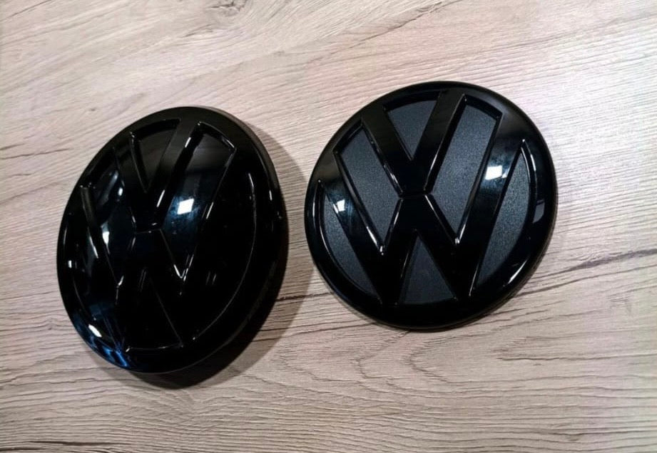 VW Touareg 2 Emblem-Set schwarz