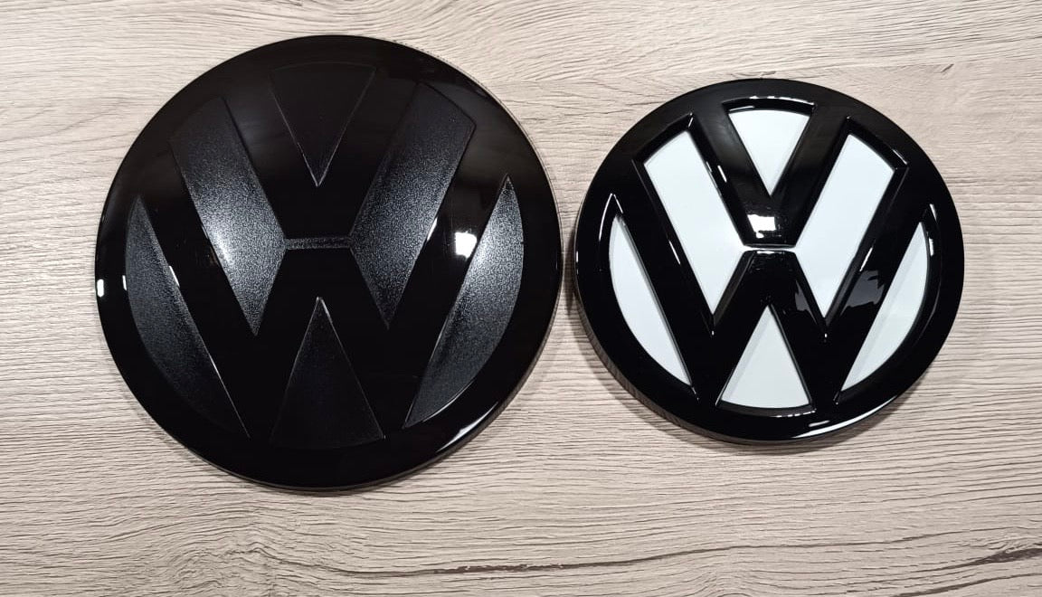 VW Passat B8 Emblem Set Logo Schwarz