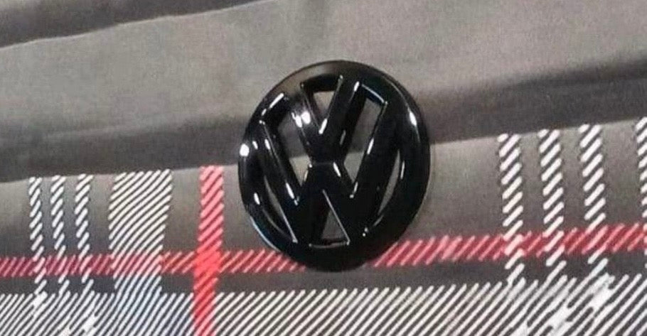 VW Tiguan 2 Lenkrad Emblem Logo Schwarz