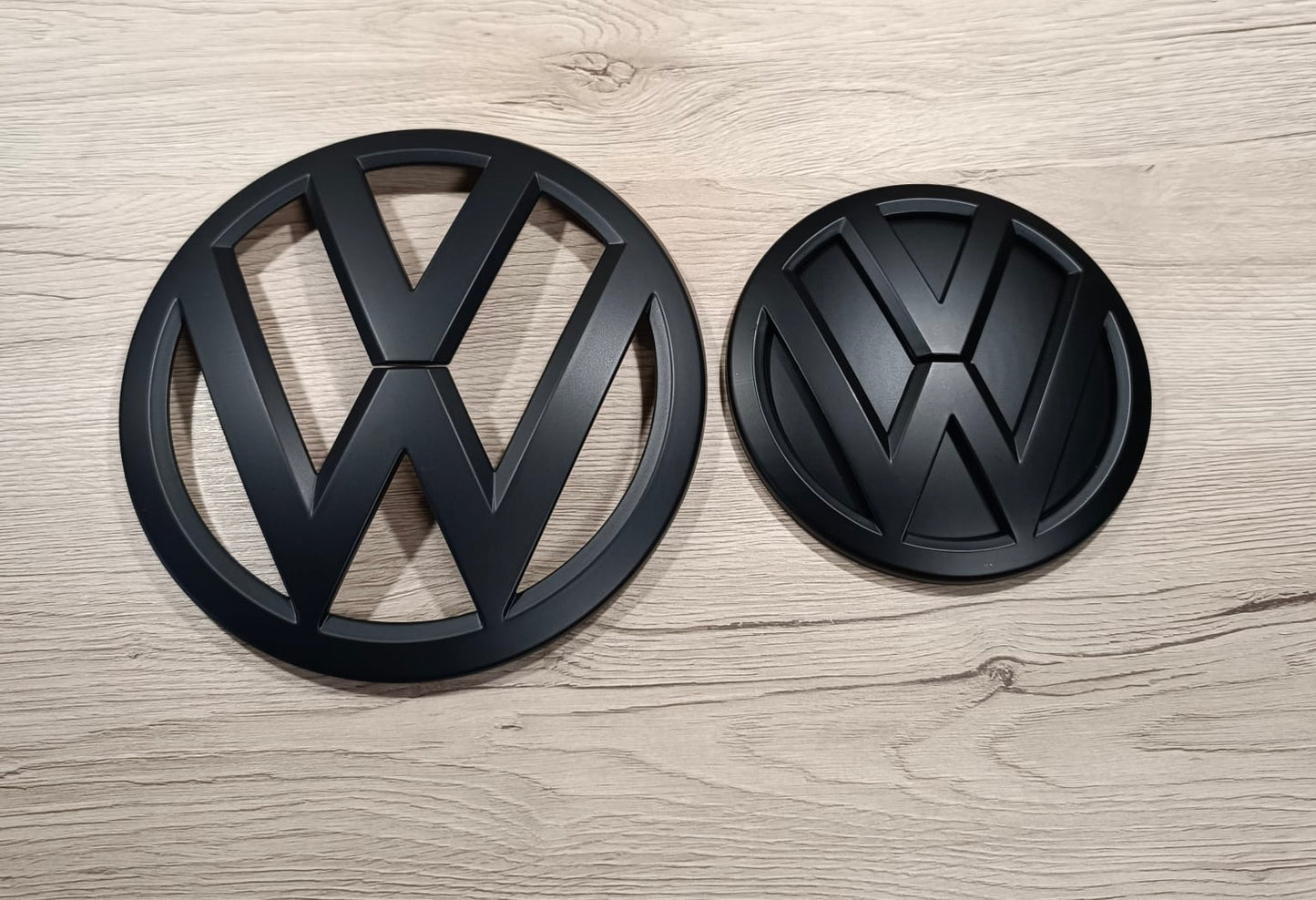 VW T6 Emblem-Set Schwarz matt