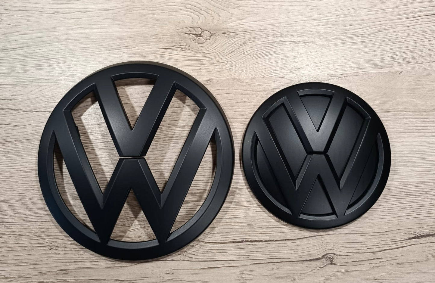 VW T6 Emblem-Set Schwarz matt