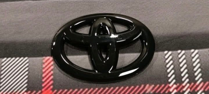 Toyota Corolla Yaris CHR RAV4 Lenkrad Emblem schwarz